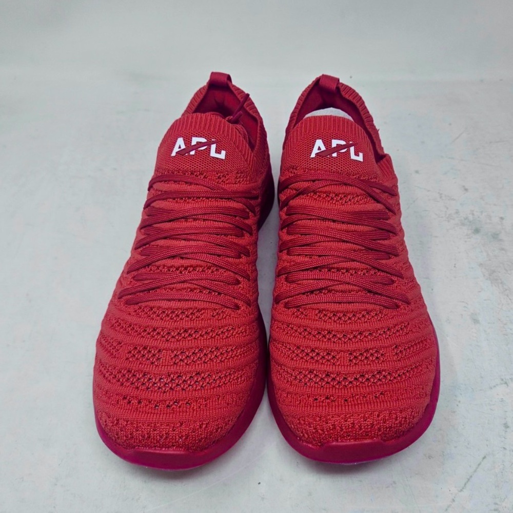 APL Techloom Wave Sneaker - Men’s size 6.5 *unisex sizing